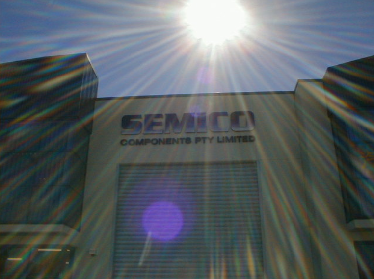 semicowarehouse